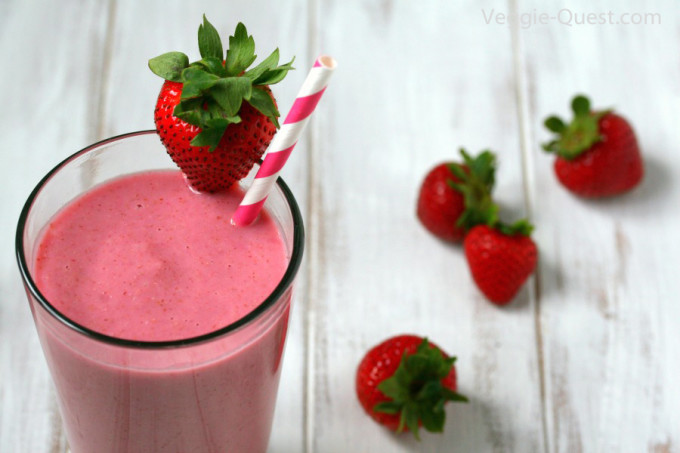 Strawberry Shortcake Smoothie (with Cauliflower!)